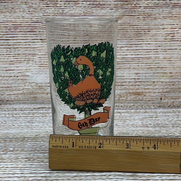 Vintage Twelve Days of Christmas 6th Day Geese a Laying 12 oz Tumbler Glass - Picture 5 of 5